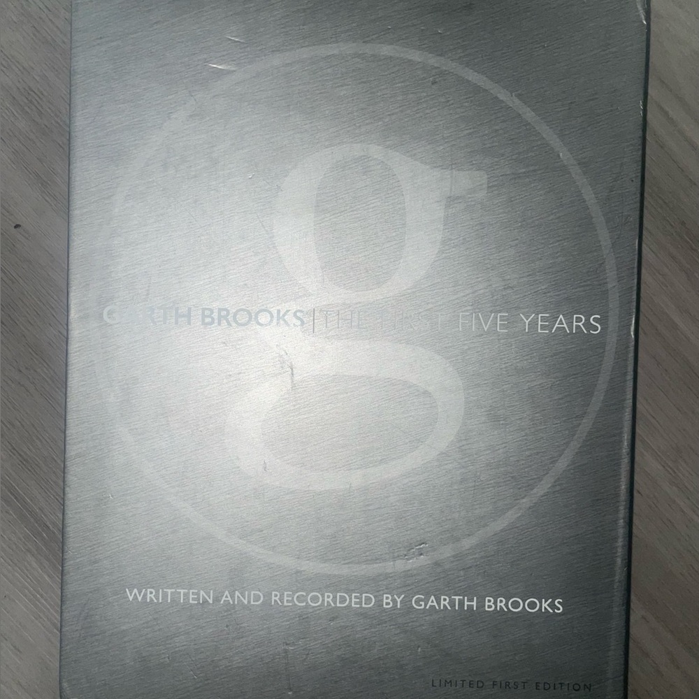 Garth Brooks Silver Box Set